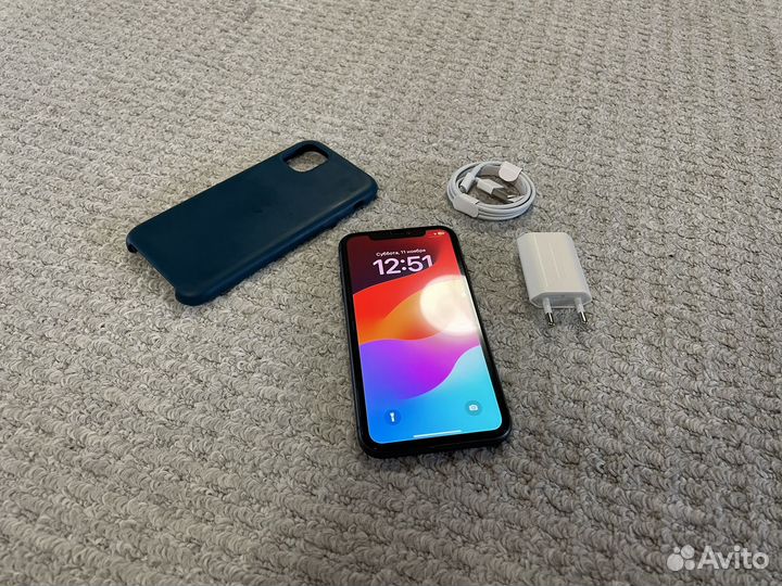 iPhone 11, 64 ГБ