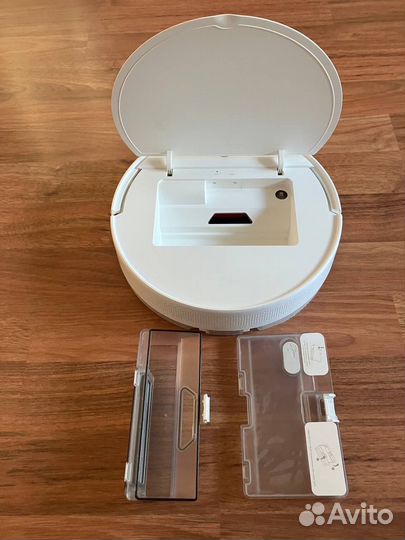 Робот-пылесос Xiaomi Mi Robot Vacuum-Mop