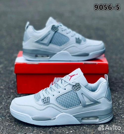 Кроссовки новые Nike Air Jordan 4; 42-46; 2 расцв