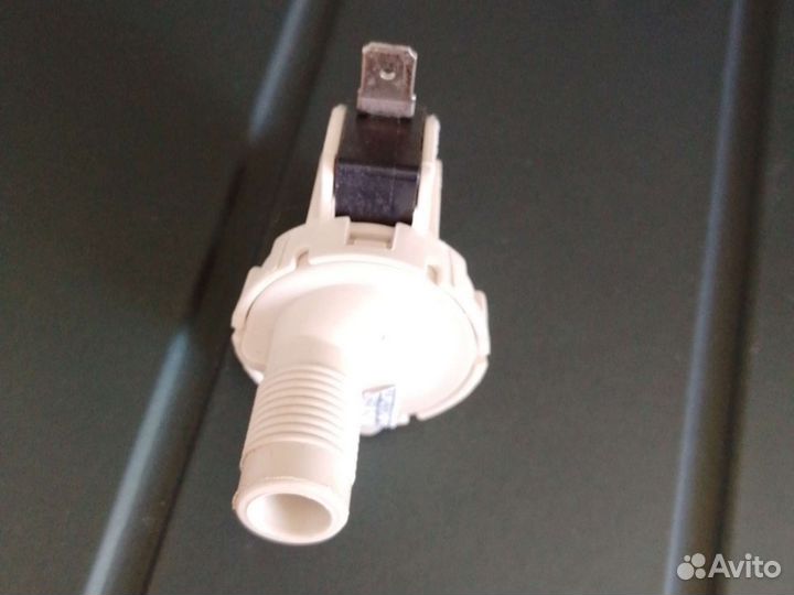 Датчик подачи водый whirlpool оригинал