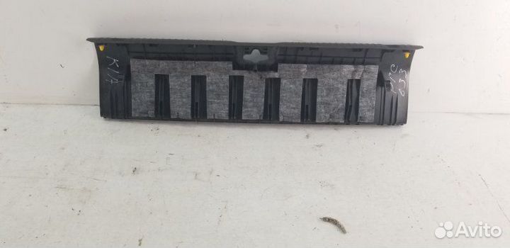 Накладка замка багажника Kia Rio 3 2011-2017