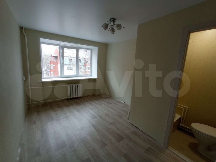 Комната 14 м² в 1-к., 5/5 эт.