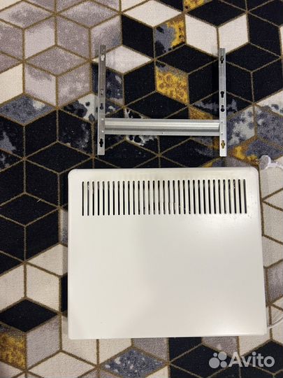 Конвектор электрический настенный бу