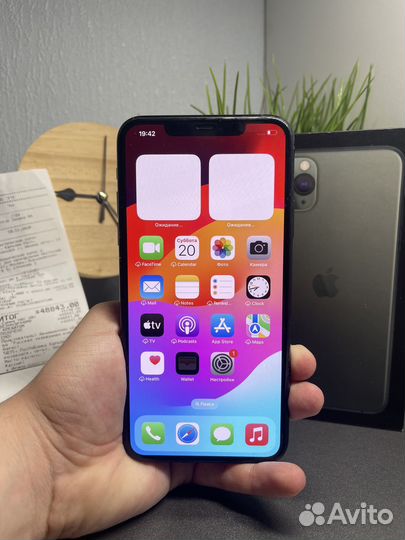iPhone 11 Pro Max, 64 ГБ