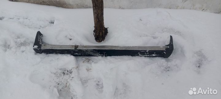 Задний бампер