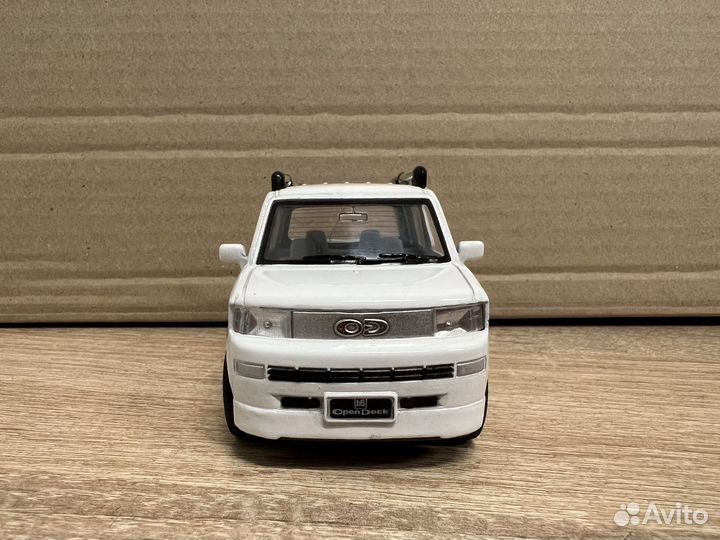 Toyota bb open deck kinsmart 1/34