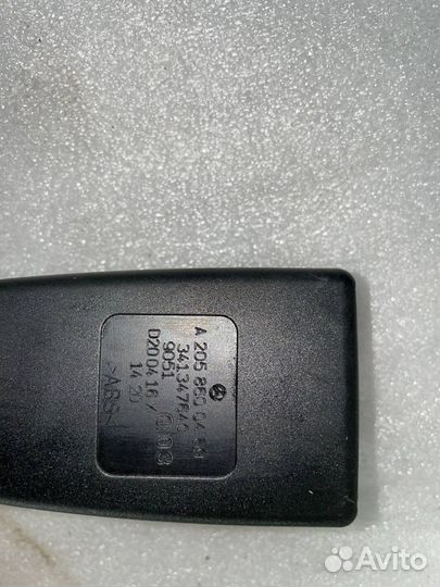 Замок ремня безопасности задний Mercedes-Benz