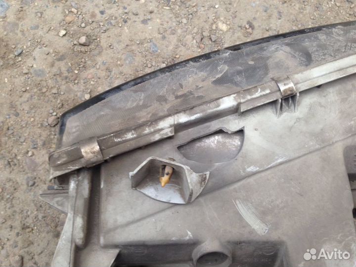 Фары на делику булку