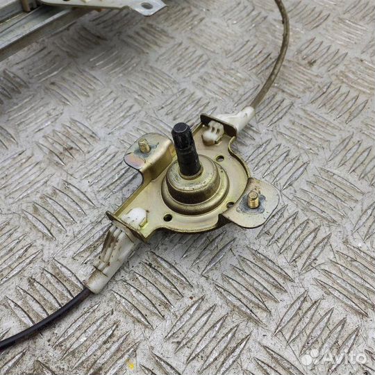 Стеклоподъемник механ. задний левый Chevrolet Aveo