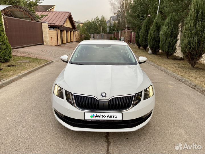 Skoda Octavia 1.6 AT, 2018, 14 095 км