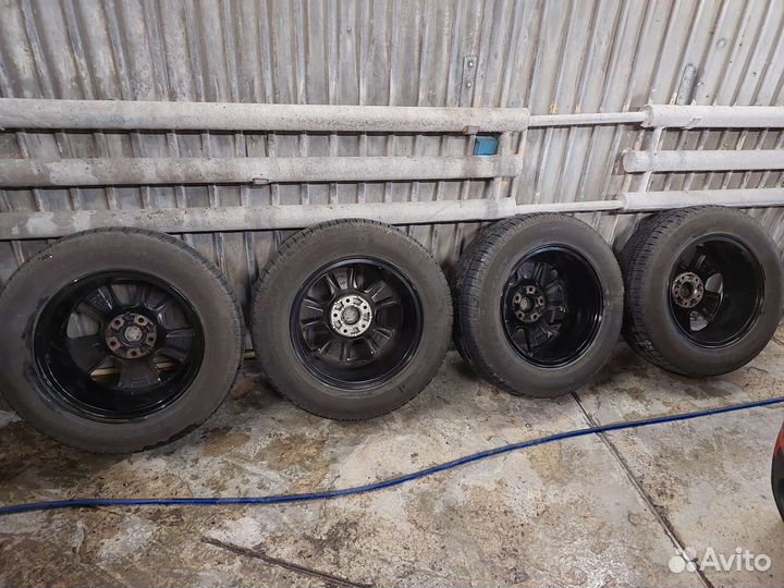 Continental ContiCrossContact LX 215/65 R16 98H