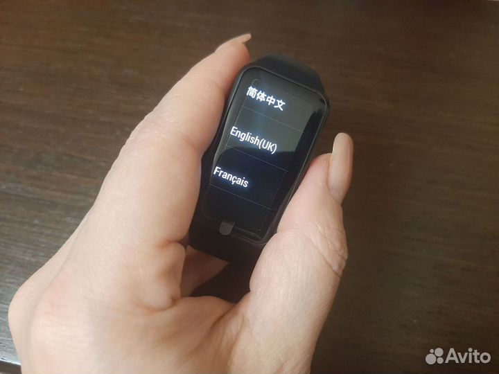 Смарт часы honor band 6