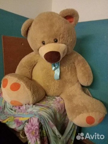 Плюшевый медведь