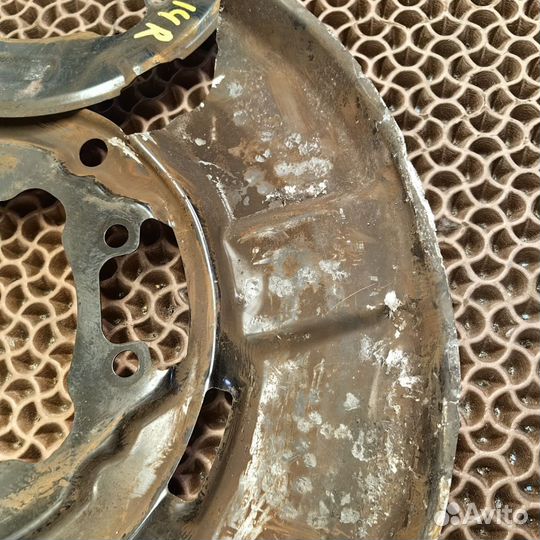 Щитки заднего тормозного диска BMW x1 e84