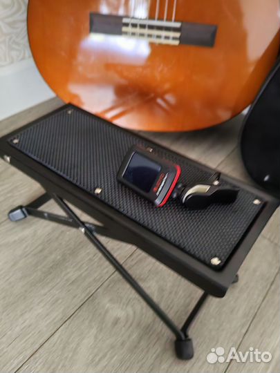 Классическая гитара yamaha c40