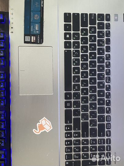Ноутбук asus на i7