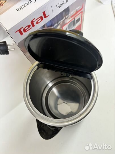 Чайник Tefal BI520D10