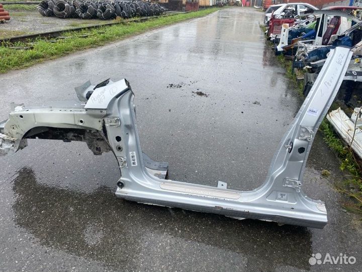 Боковина кузова левая Peugeot 407 седан