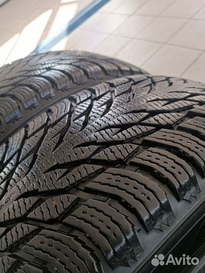 Nokian Tyres Hakkapeliitta R3 SUV 235/60 R18