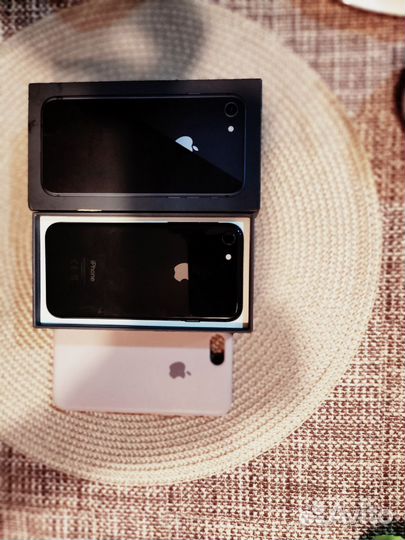 iPhone 8, 64 ГБ