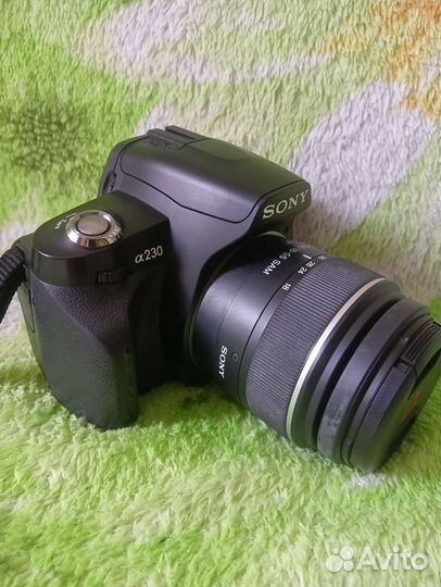 Зеркальный фотоаппарат Soni A230