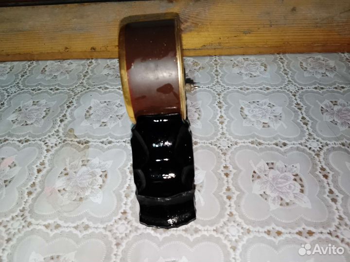 Настольные часы