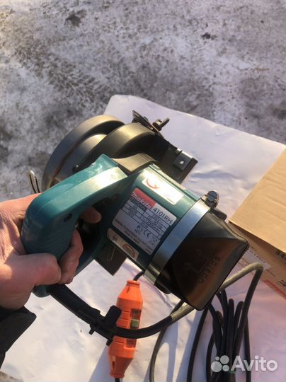 Дисковая алмазная пила Makita 4101 RH