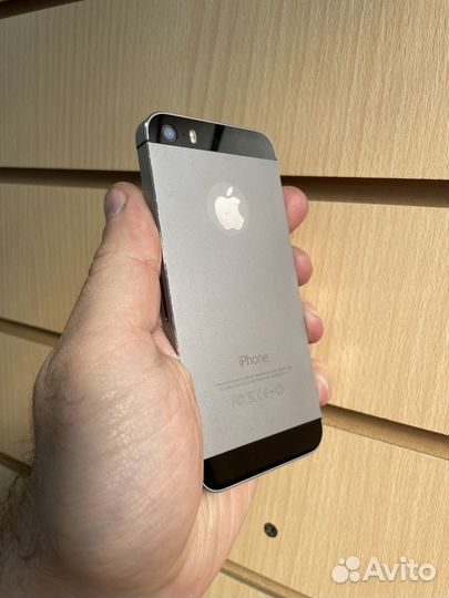 iPhone 5S, 16 ГБ