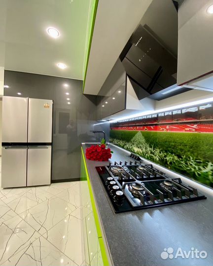 П образная кухня на заказ. Фабрика