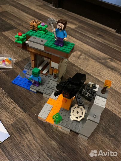 Конструктор lego Minecraft 21166 Заброшенная шахта