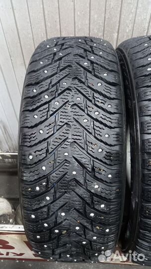 Nokian Tyres Hakkapeliitta 8 185/60 R15 88T