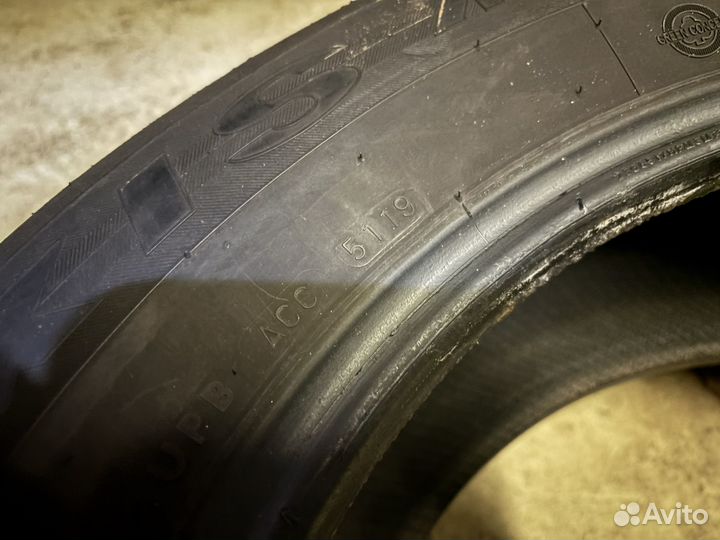 Maxxis Bravo HP-M3 235/65 R17