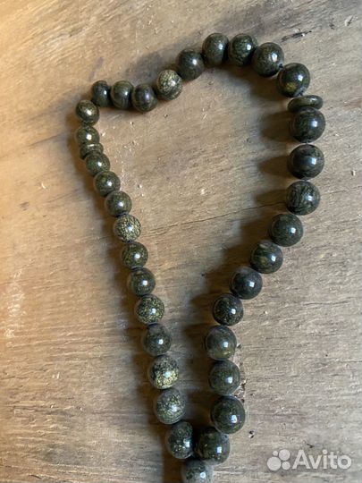 Чётки из камня