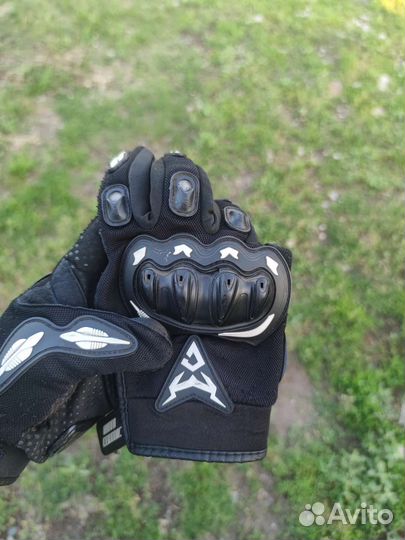 Мотоперчатки