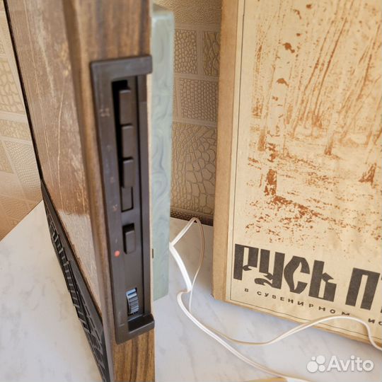 Трехпрограммный приемник проводного вещания