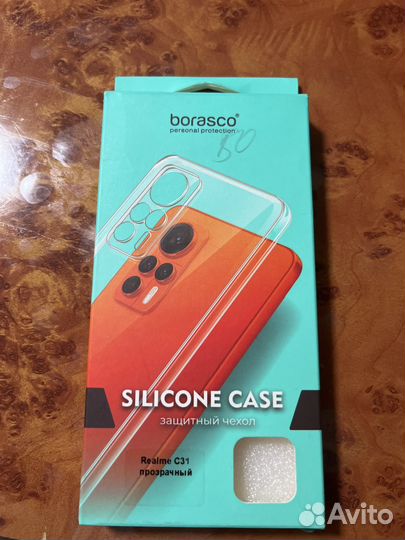 Чехлы на телефон