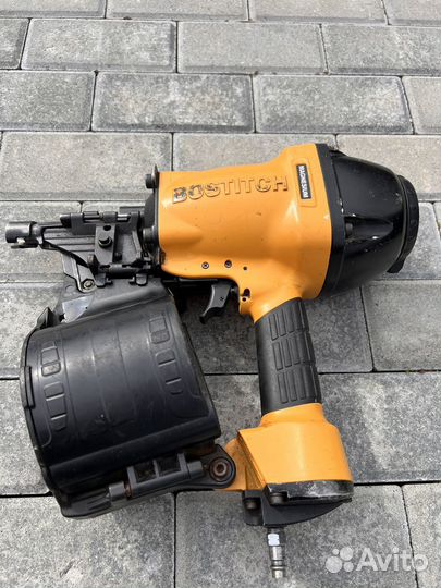 Нейлер пневматический 90мм