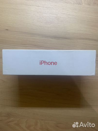 Коробка от iPhone 7 plus