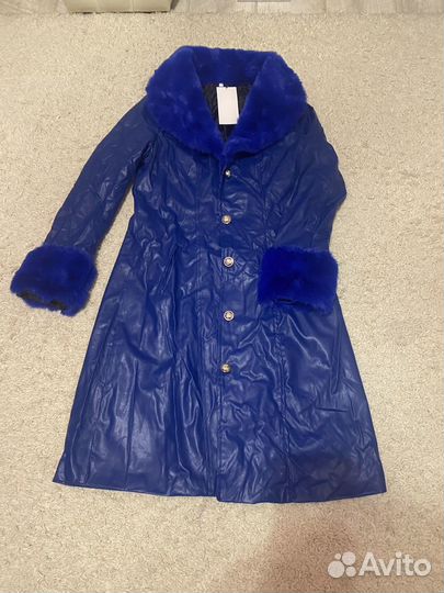Плащ кожаный женский 44-го размера новый