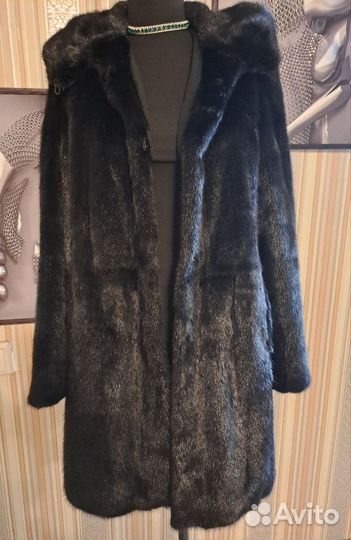 Шуба норковая 48р Алеф