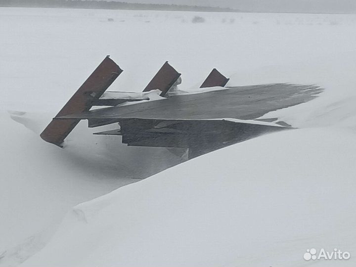 Баржа Хаусбот