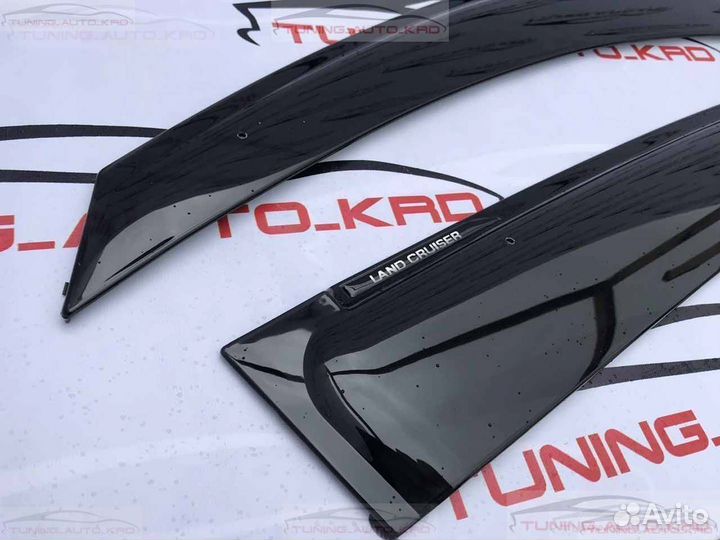 Ветровики Toyota Land Cruiser 200 S5413