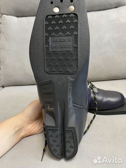 Лыжные ботинки 39 размер