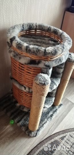 Домик когтеточка для большой кошки