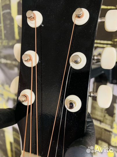 Акустическая гитара + ремень