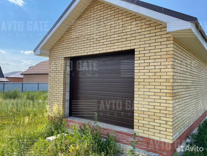 Секционные ворота