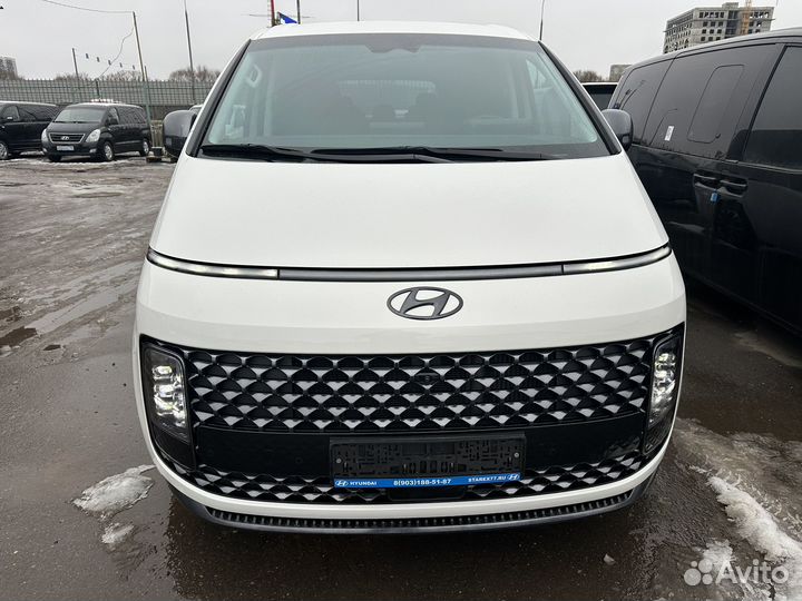 Hyundai Staria 2.2 AT, 2022, 31 497 км