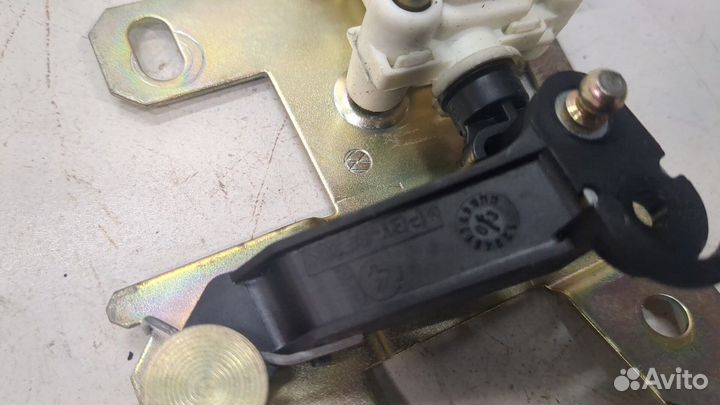 Электропривод крышки багажника Volkswagen Touareg, 2004