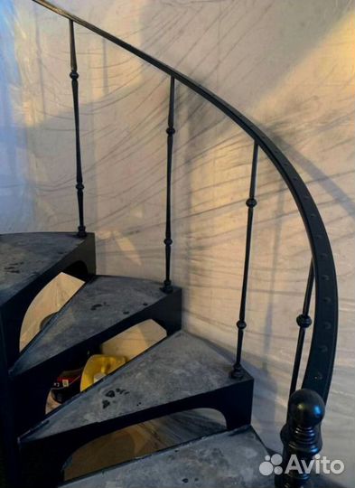 Металлические каркасы для лестниц