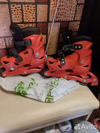 Роликовые коньки